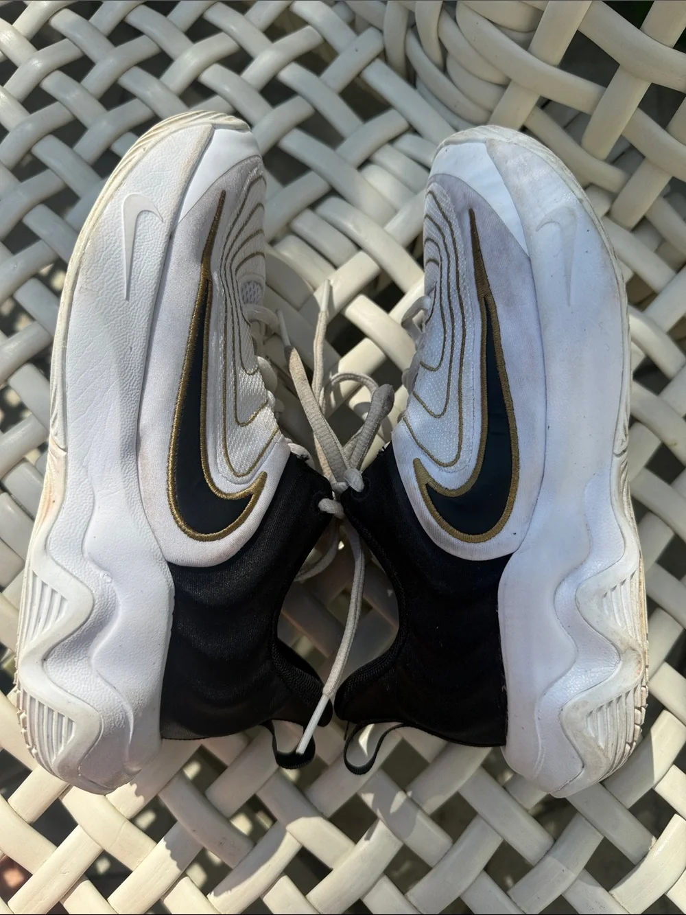 Nike Giannis Immortality 3.5 Athletic Sneaker White Tie Youth basketball FZ6734